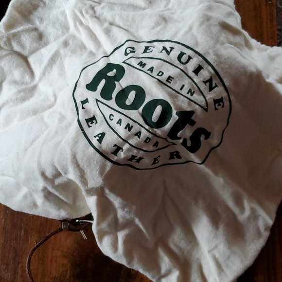 Roots leather backpack - Picture 4 of 6